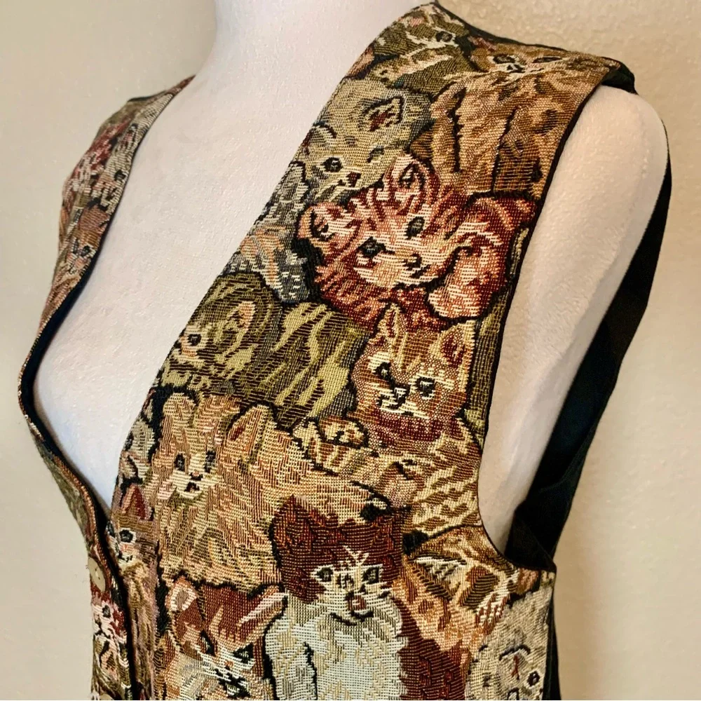 Tapestry Cat Vest Brown Black Tan Size Large
